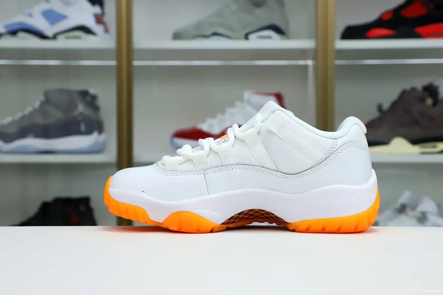 CITRUS' Kimikick RETRO 11 AIR 'BRIGHT LOW JORDAN WMNS 0813
